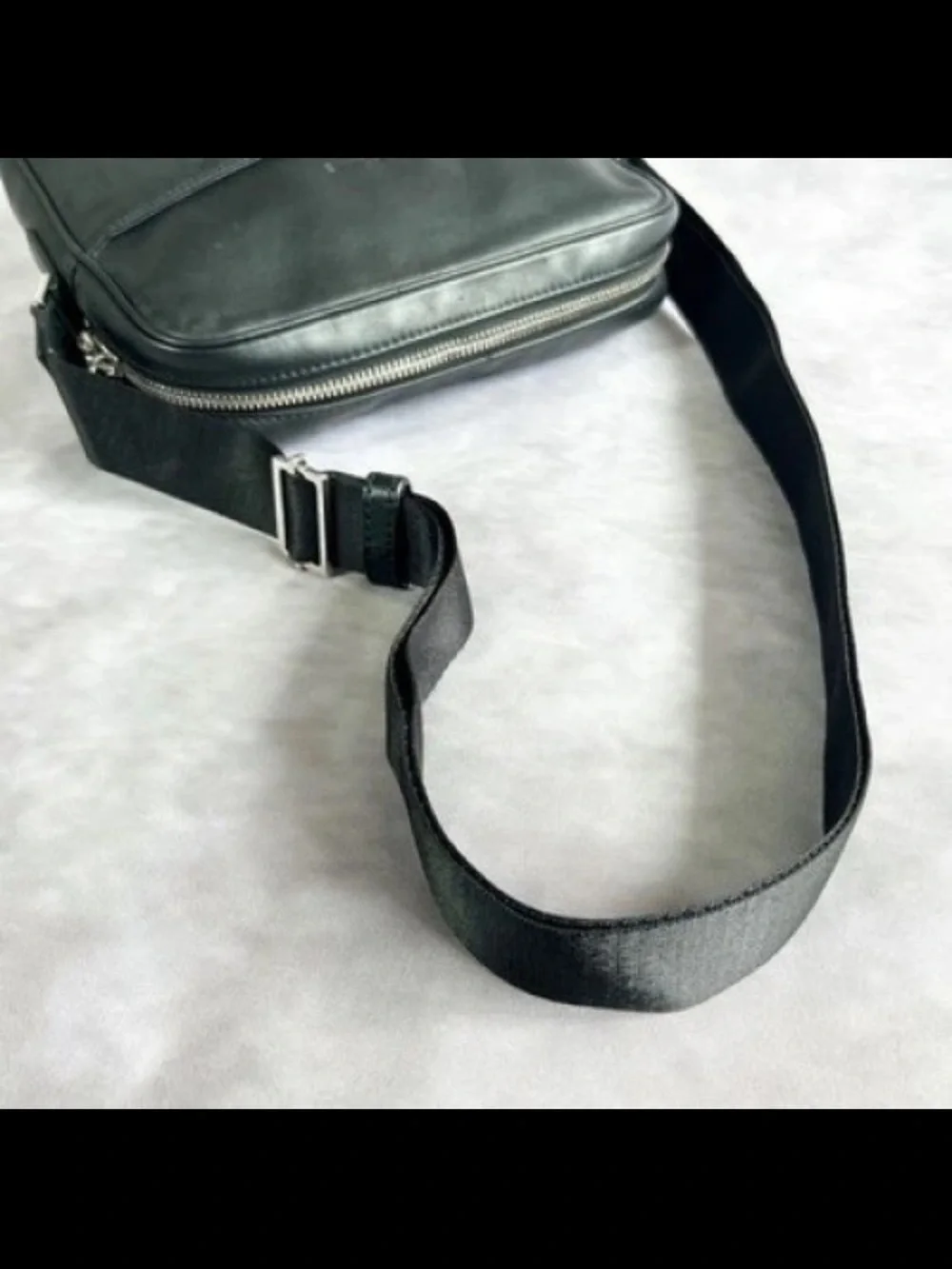 Dior Men’s Dark Green Messenger Crossbody Bag